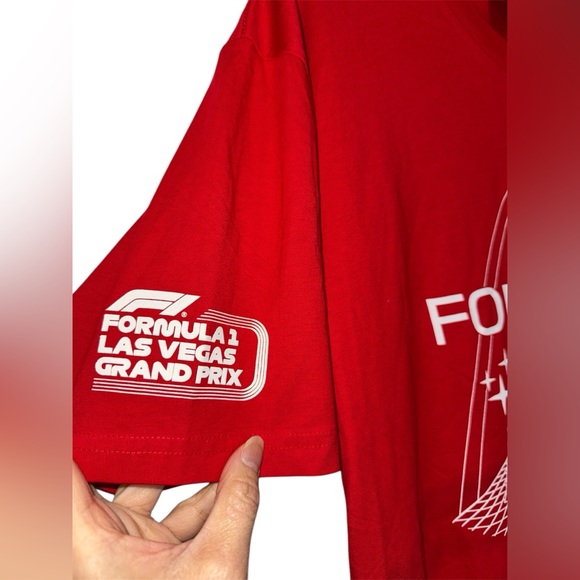 🏎️ NWOT! Formula 1 Grand Prix Las Vegas Tshirt - Picture 3 of 7